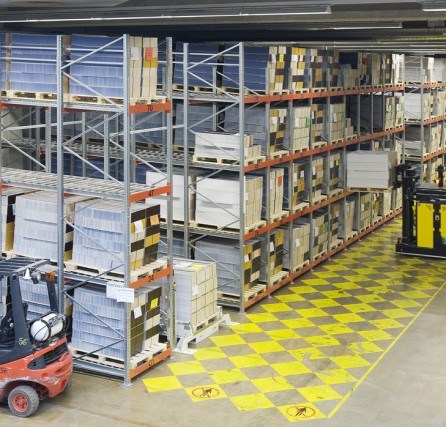 Dexion Push Back pallet racking - Shelving Dexion